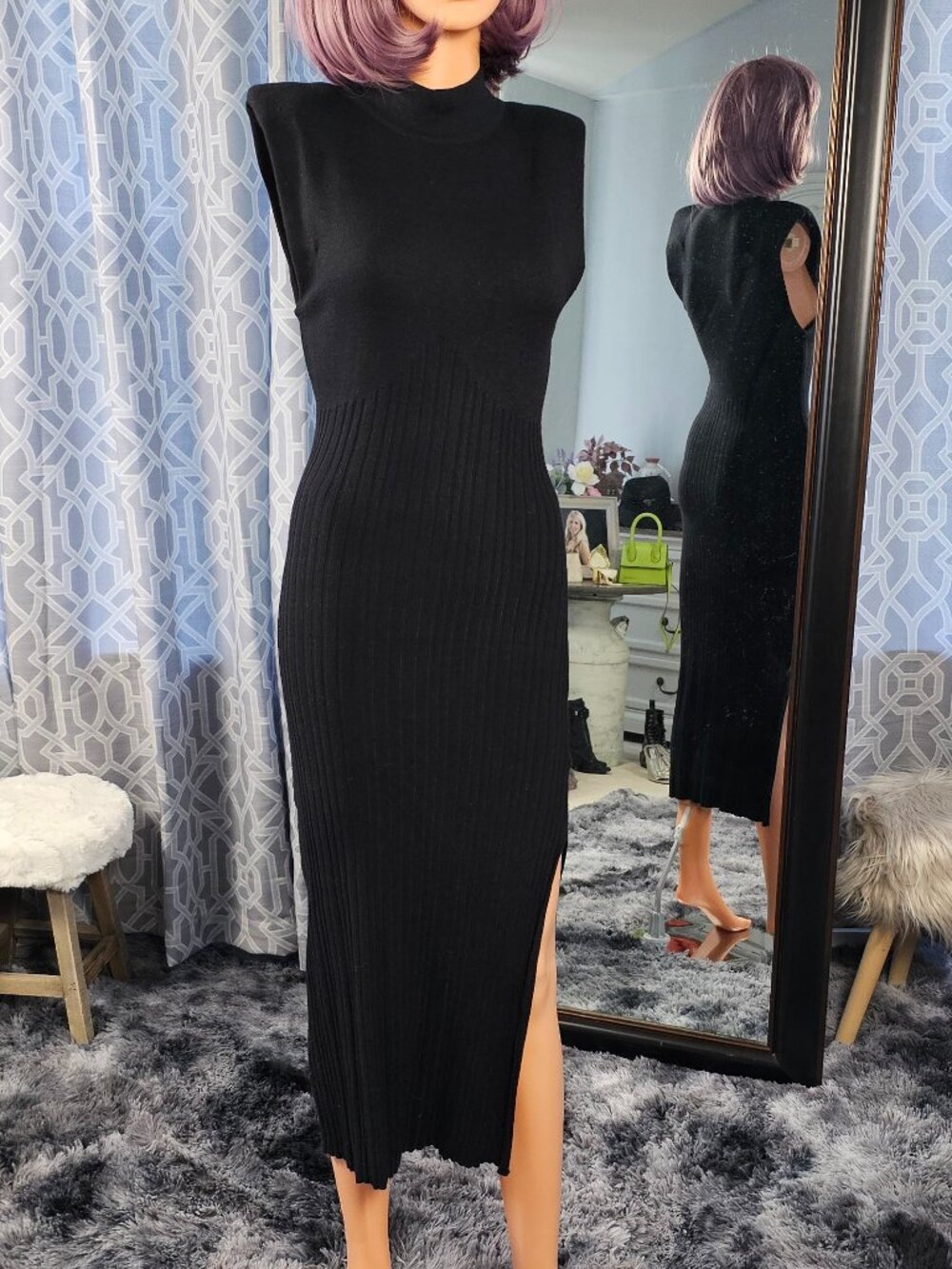 Le Lis Collection Black Mock Neck Ribbed Midi Dress – Size S